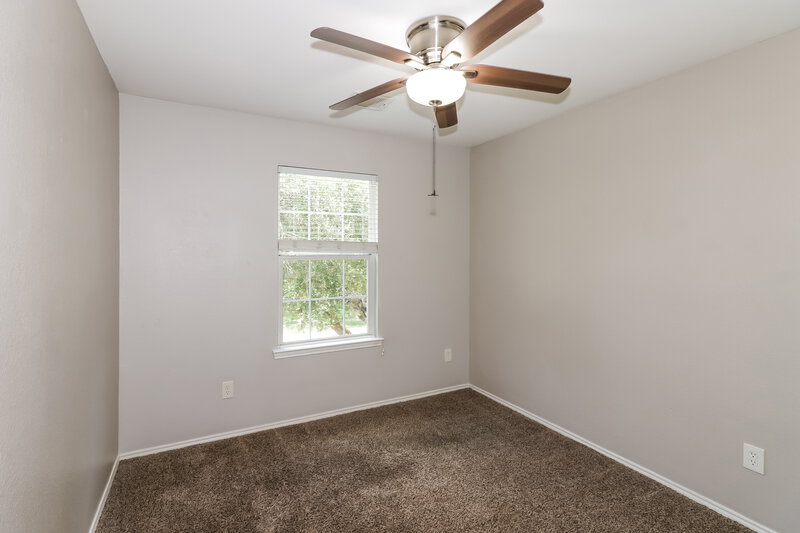 1,830/Mo, 20318 Clydesdale Ridge Drive Humble, TX 77338 Bedroom View 2