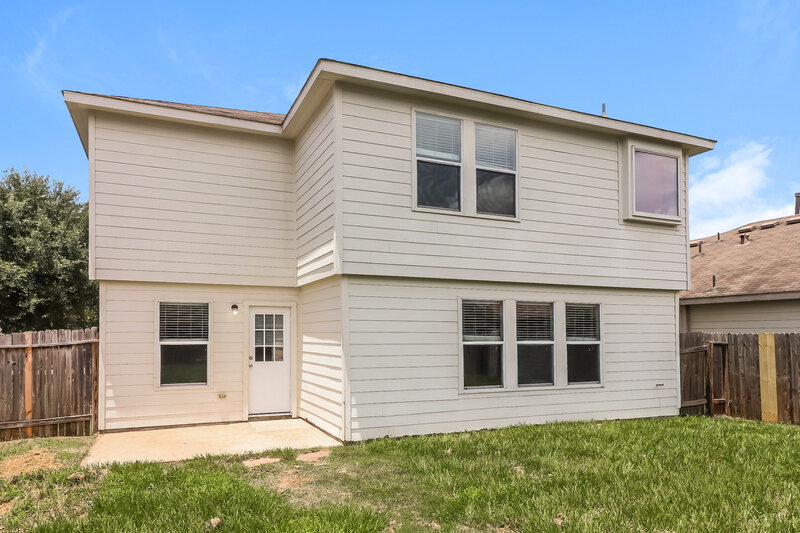 1,830/Mo, 20318 Clydesdale Ridge Drive Humble, TX 77338 Rear View