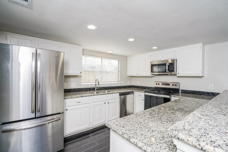 3,070/Mo, 3534 Duncaster Drive Missouri City, TX 77459 Kitchen View 2