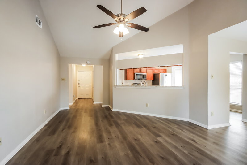 1,620/Mo, 2427 Meandering Trail Kingwood, TX 77339 Living Room View 2