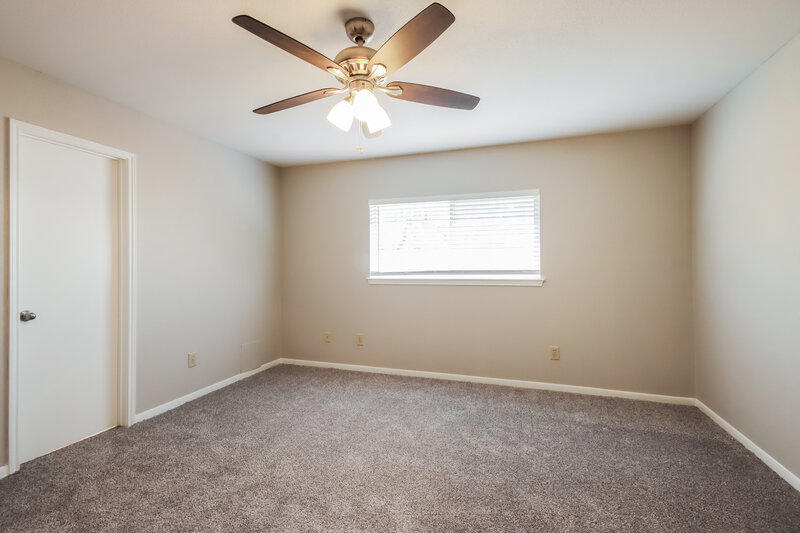 1,620/Mo, 2427 Meandering Trail Kingwood, TX 77339 Main Bedroom View