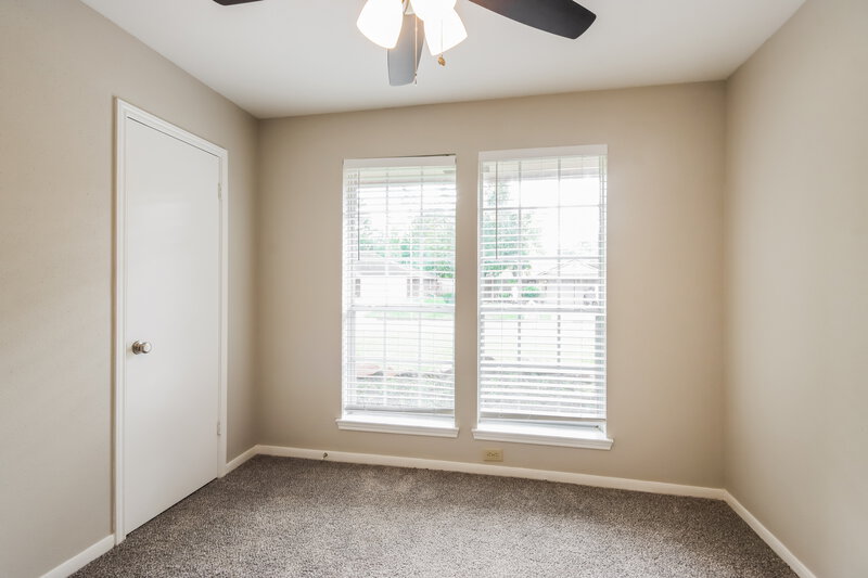 1,620/Mo, 2427 Meandering Trail Kingwood, TX 77339 Bedroom View 2