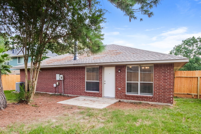 1,620/Mo, 2427 Meandering Trail Kingwood, TX 77339 Rear View 2