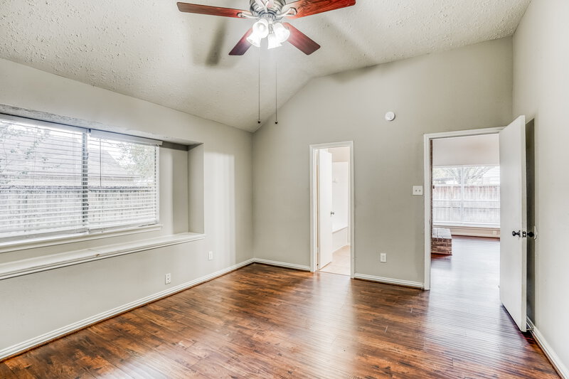 1,940/Mo, 2002 Hickory Glen Dr Missouri City, TX 77489 Main Bedroom View