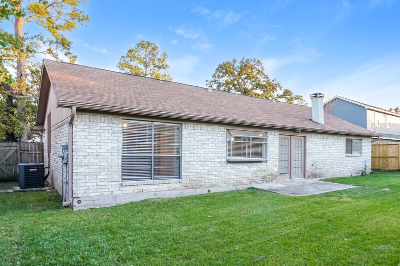 1,645/Mo, 20117 Dawn Mist Dr Humble, TX 77346 Rear View