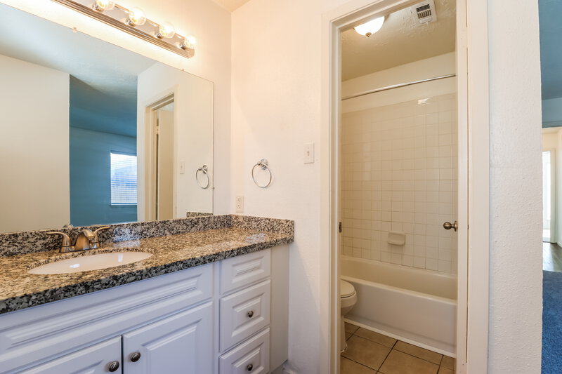 1,675/Mo, 13411 Reads Ct Houston, TX 77015 Misc View 9