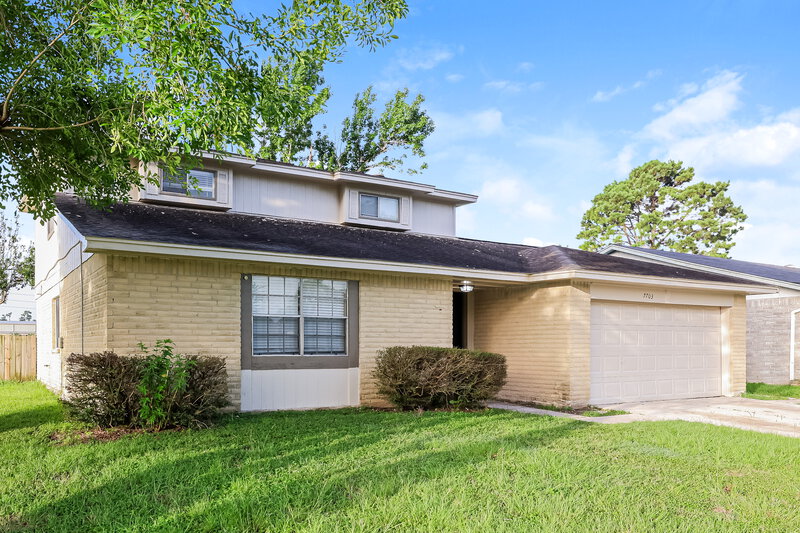 1,680/Mo, 7703 Leather Market St Houston, TX 77064 Front View