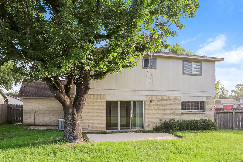 1,680/Mo, 7703 Leather Market St Houston, TX 77064 Rear View