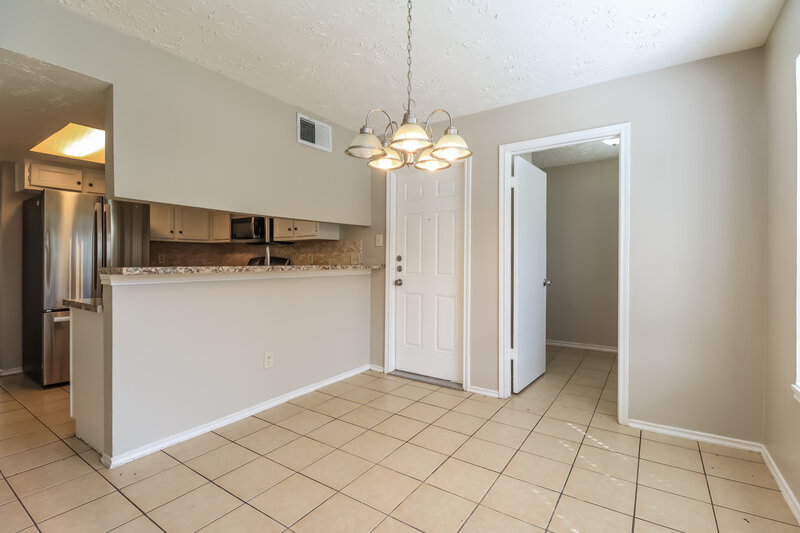 2,365/Mo, 19810 Misty Pines Dr Humble, TX 77346 Breakfast Nook View