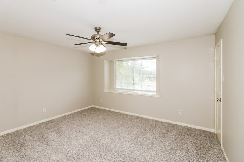 1,785/Mo, 12202 Greencanyon Dr Houston, TX 77044 Bedroom View