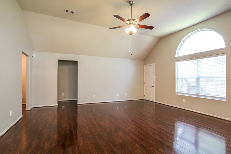 1,970/Mo, 17807 Egret Lake Way Humble, TX 77346 Living Room View