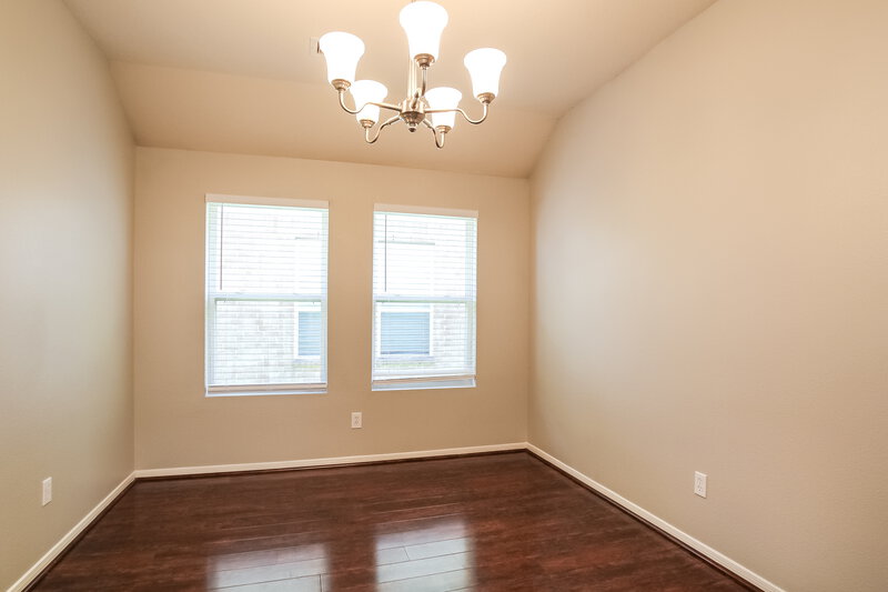 1,970/Mo, 17807 Egret Lake Way Humble, TX 77346 Dining Room View 2