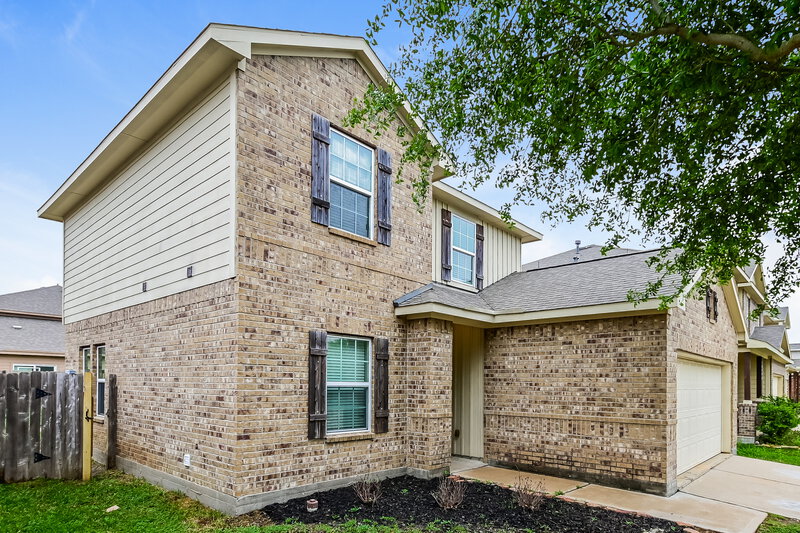 2,220/Mo, 18310 Canary Bluff Ln Cypress, TX 77433 Front View