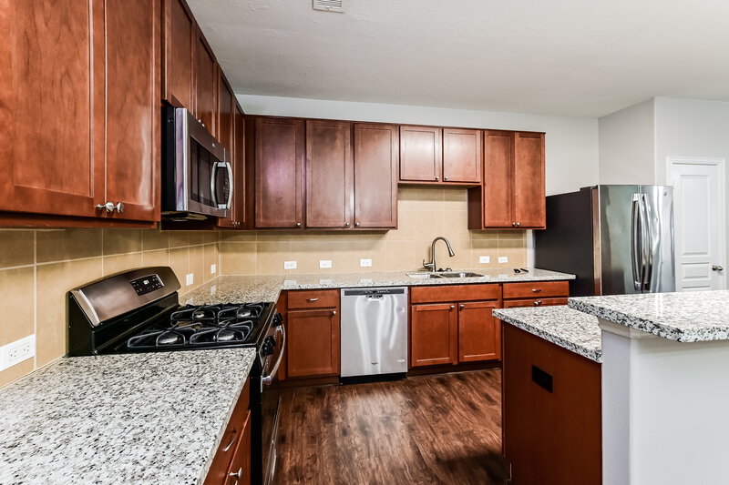 2,220/Mo, 18310 Canary Bluff Ln Cypress, TX 77433 Kitchen View 2