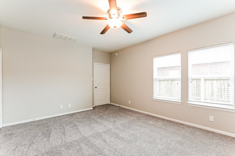 2,220/Mo, 18310 Canary Bluff Ln Cypress, TX 77433 Main Bedroom View 2