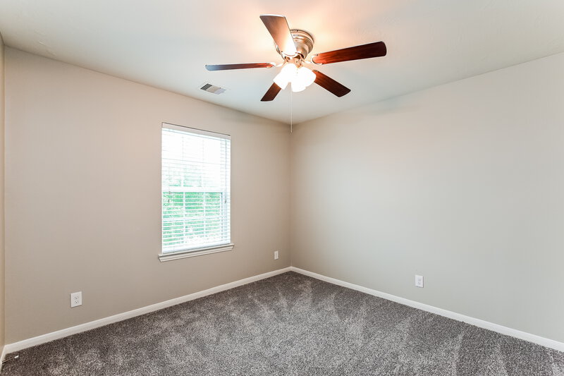 2,220/Mo, 18310 Canary Bluff Ln Cypress, TX 77433 Bedroom View 3