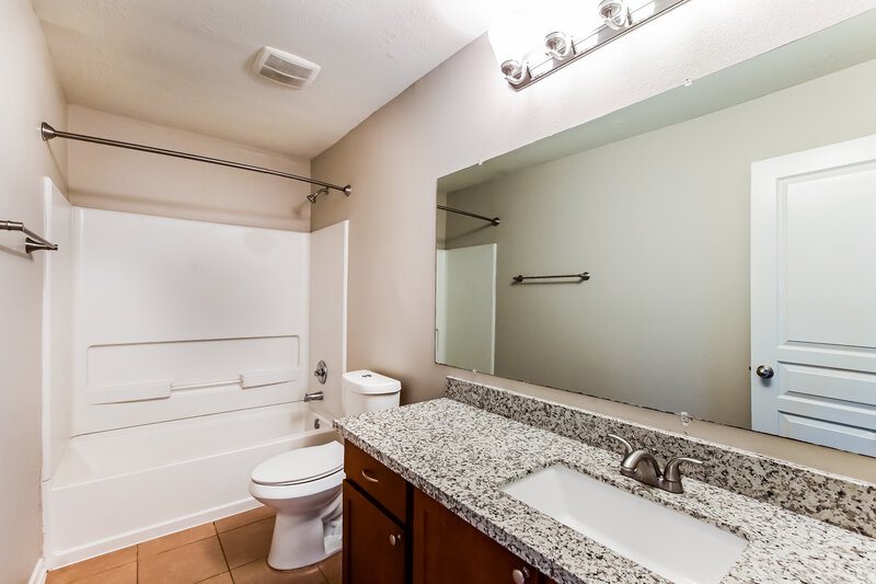 2,220/Mo, 18310 Canary Bluff Ln Cypress, TX 77433 Bathroom View