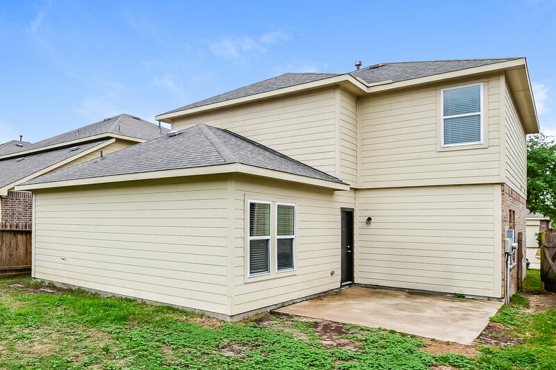 2,220/Mo, 18310 Canary Bluff Ln Cypress, TX 77433 Rear View