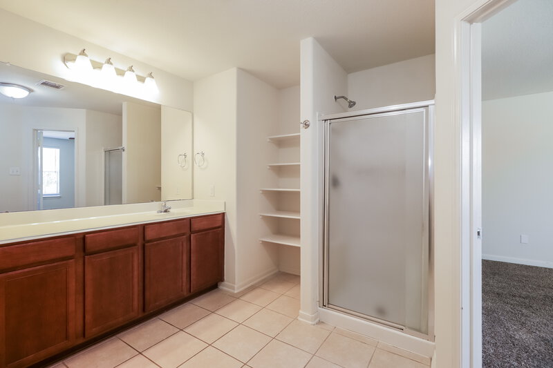 1,980/Mo, 28902 Rio Grande River Drive Spring, TX 77386 Main Bathroom View 2