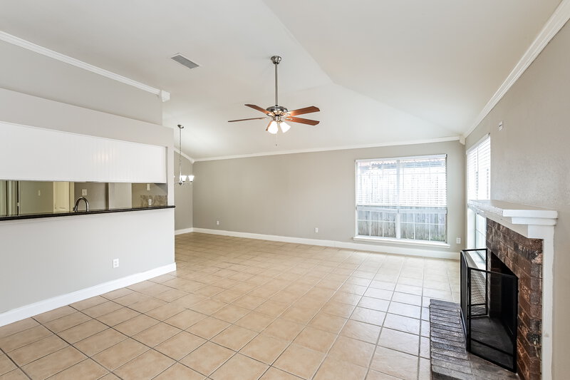 1,775/Mo, 17422 Lobo Trl Houston, TX 77084 Living Room View