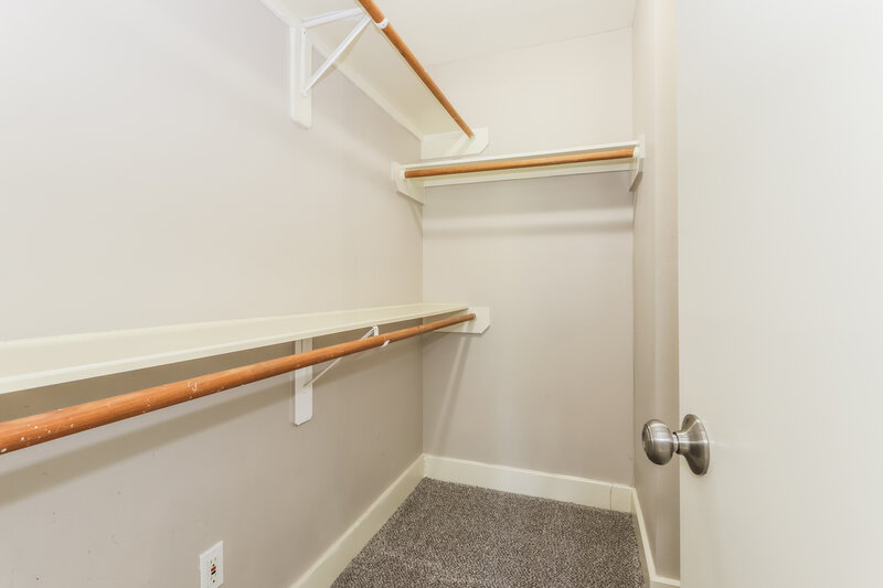 1,755/Mo, 9711 Farrell Dr Houston, TX 77070 Walk In Closet View