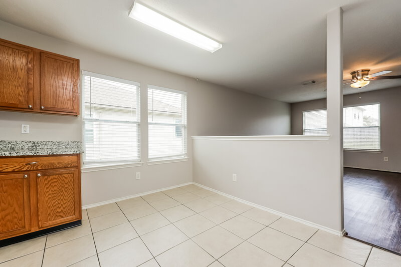 2,870/Mo, 4931 Winding View Ln Humble, TX 77346 Kitchen View 3