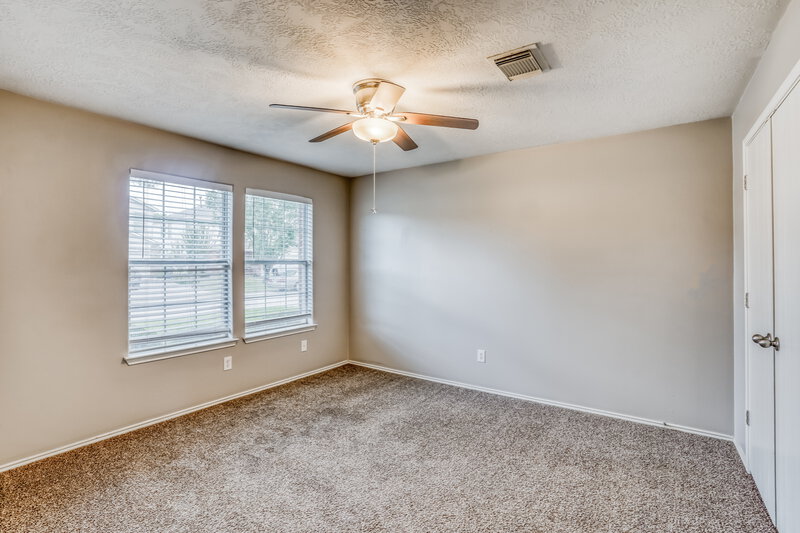 1,950/Mo, 4931 Winding View Ln Humble, TX 77346 Bedroom View