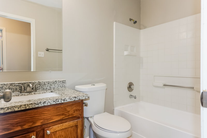 2,870/Mo, 4931 Winding View Ln Humble, TX 77346 Bathroom View