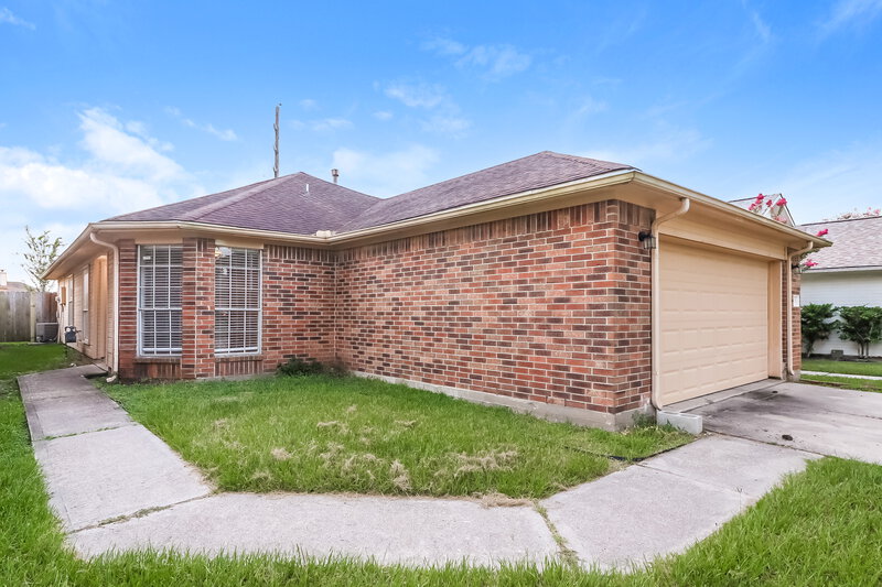 1,840/Mo, 12339 Westwold Dr Tomball, TX 77377 Front View