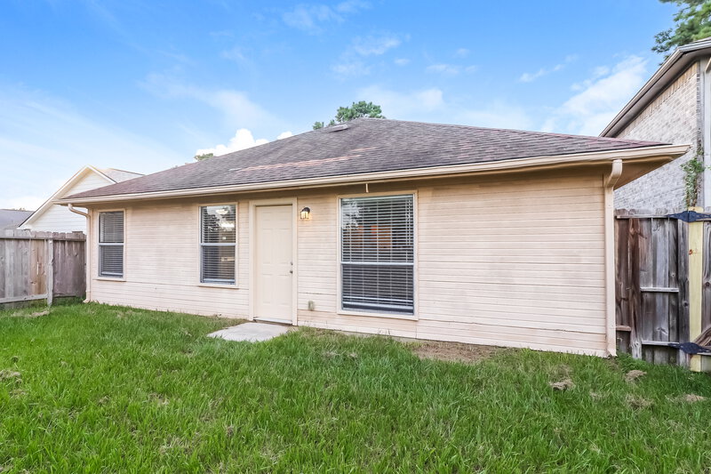 1,840/Mo, 12339 Westwold Dr Tomball, TX 77377 Rear View