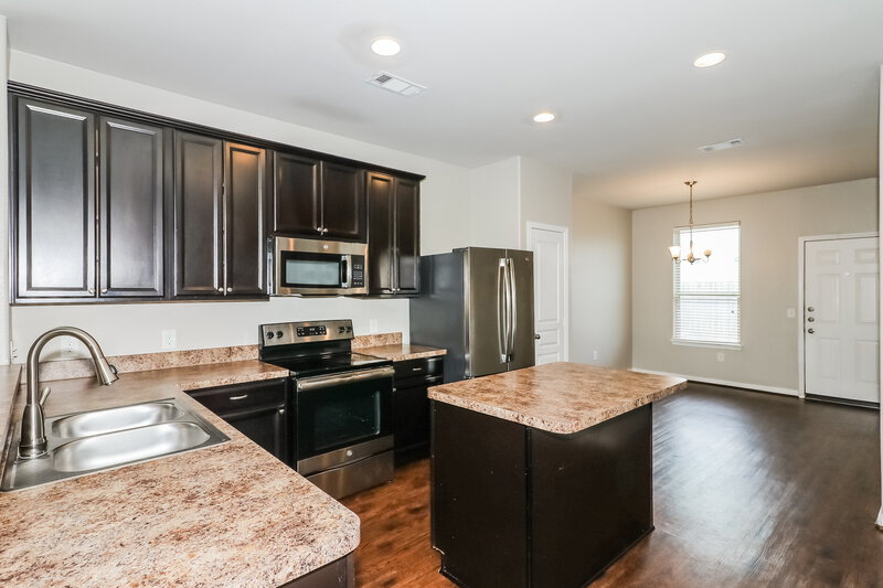 1,730/Mo, 10339 Dawson Hill Ln Houston, TX 77044 Kitchen View