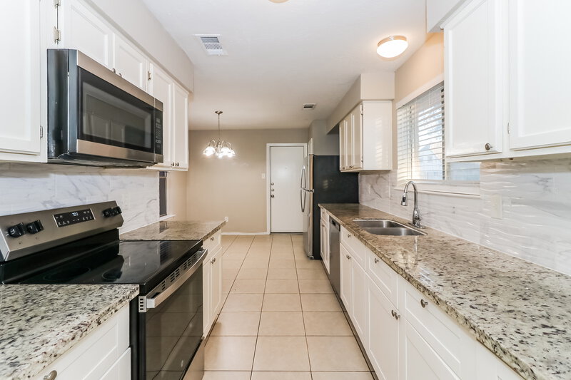 1,780/Mo, 11403 Milners Point Dr Houston, TX 77066 Kitchen View