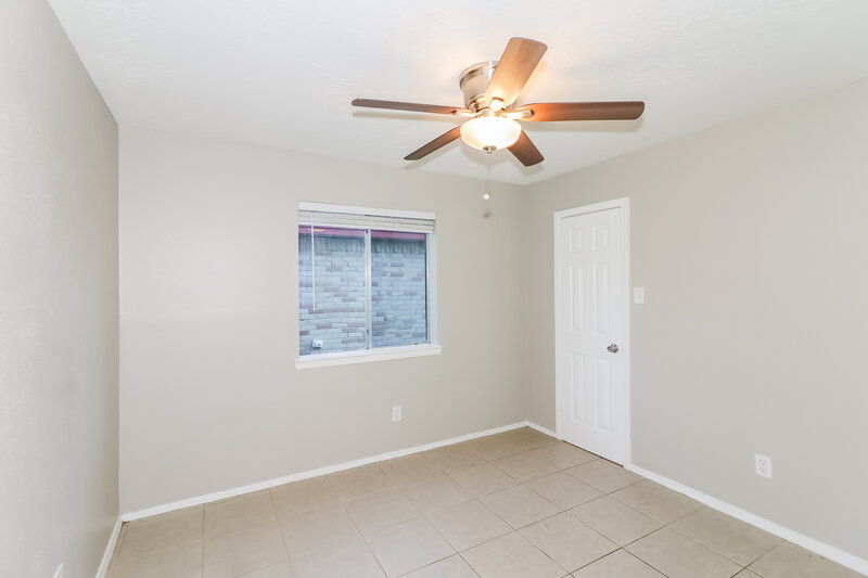 1,780/Mo, 11403 Milners Point Dr Houston, TX 77066 Bedroom View 2
