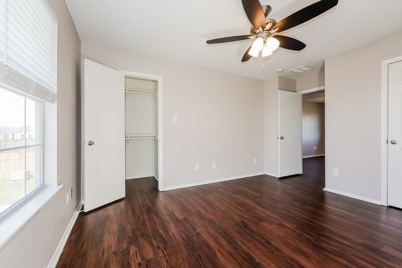 1,645/Mo, 1043 Verde Trails Dr Houston, TX 77073 Main Bedroom View 2