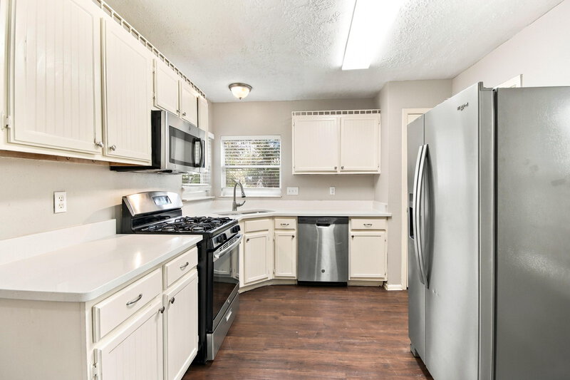 1,685/Mo, 10318 Bushy Creek Dr Houston, TX 77070 Kitchen View