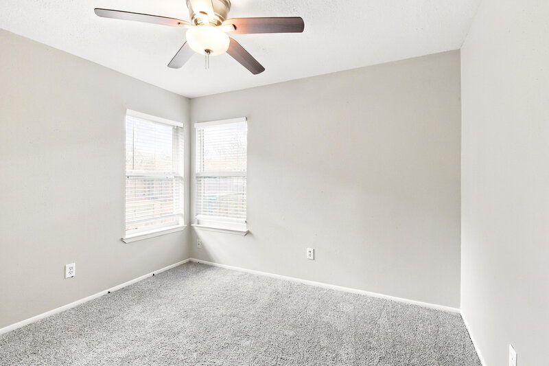 1,685/Mo, 10318 Bushy Creek Dr Houston, TX 77070 Bedroom View
