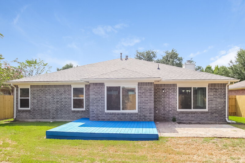 2,660/Mo, 19114 Timber Way Dr Humble, TX 77346 Rear View