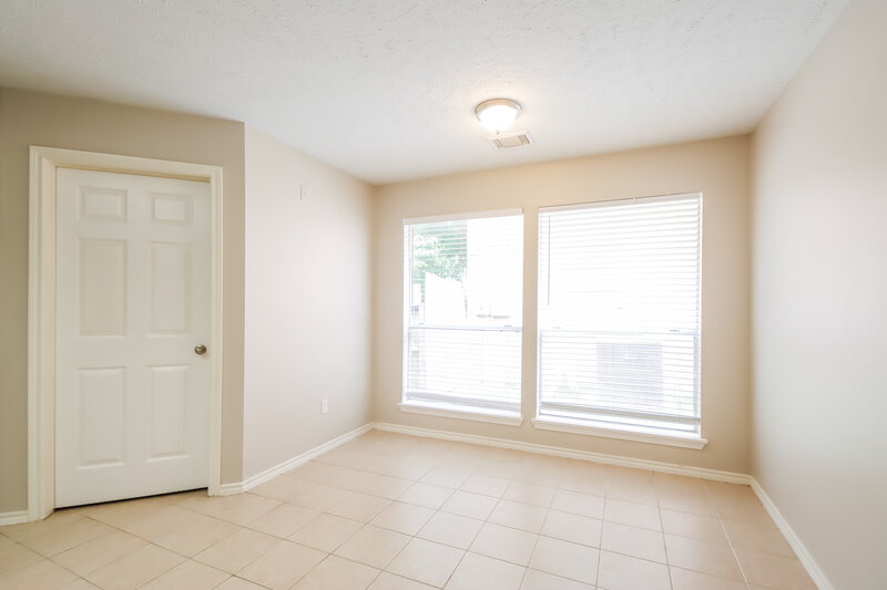 2,115/Mo, 5915 Culross Close Humble, TX 77346 Breakfast Nook View