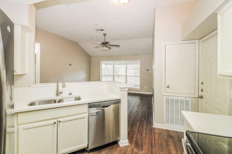 1,690/Mo, 314 Anchor Way League City, TX 77573 Kitchen View