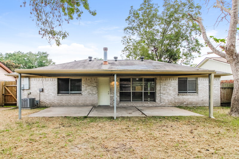 1,690/Mo, 314 Anchor Way League City, TX 77573 Rear View 2