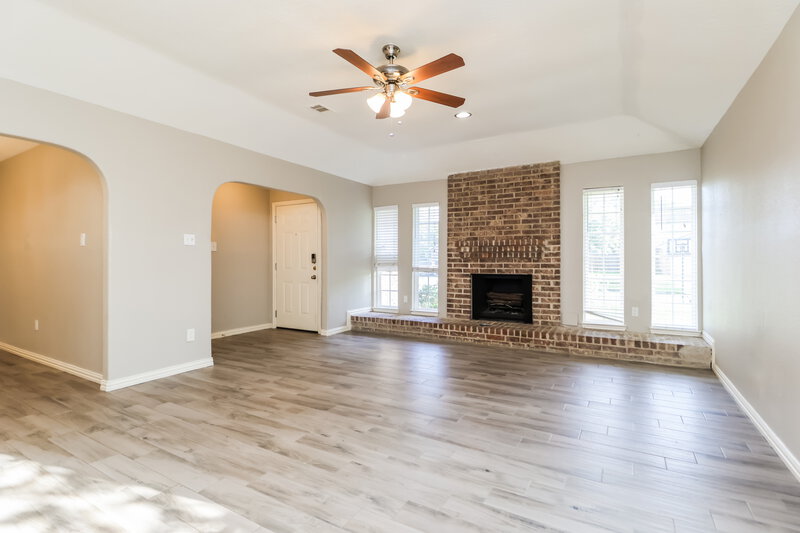 1,805/Mo, 10806 Clear Fork Dr Humble, TX 77396 Living Room View 3