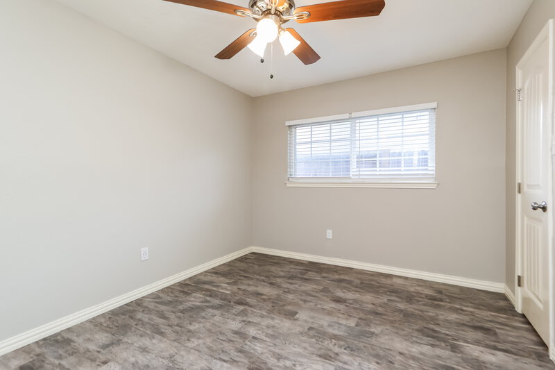 1,805/Mo, 10806 Clear Fork Dr Humble, TX 77396 Bedroom View