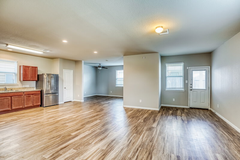 1,895/Mo, 18606 Cooper Ravine Way Katy, TX 77449 Living Room View
