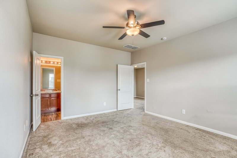 1,895/Mo, 18606 Cooper Ravine Way Katy, TX 77449 Main Bedroom View 2
