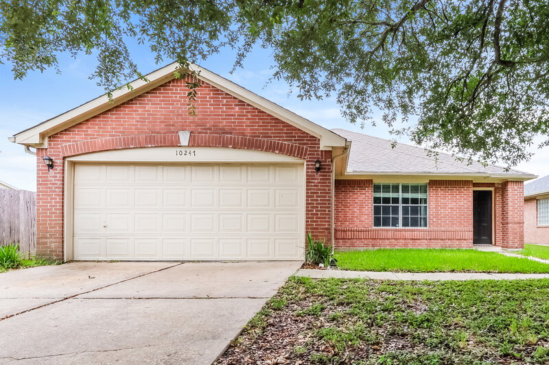 1,795/Mo, 10247 Country Squire Blvd #1 Baytown, TX 77523 External View