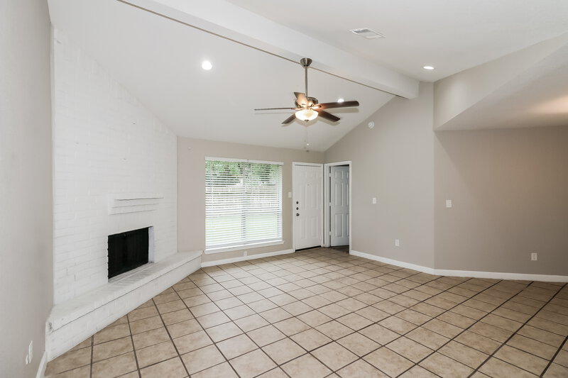 1,795/Mo, 2631 Dawn Star Dr Missouri City, TX 77489 Living Room View