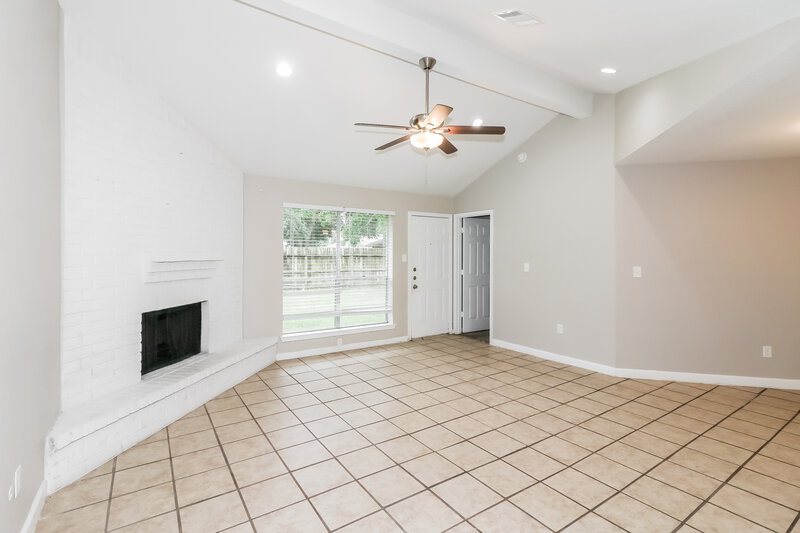 2,520/Mo, 2631 Dawn Star Dr Missouri City, TX 77489 Living Room View