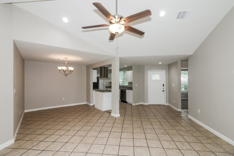 1,795/Mo, 2631 Dawn Star Dr Missouri City, TX 77489 Living Room View 2
