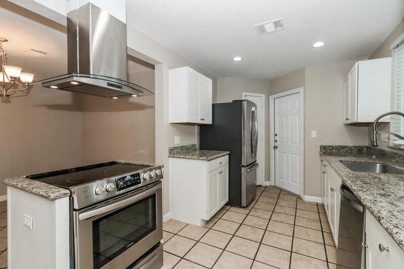 1,795/Mo, 2631 Dawn Star Dr Missouri City, TX 77489 Kitchen View 2