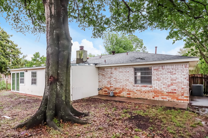 1,995/Mo, 13915 Peatwood Rd Houston, TX 77038 Rear View 2
